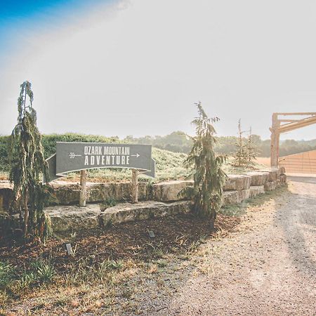 布蘭森 Treehouse Cozy Glamping Site酒店 外观 照片